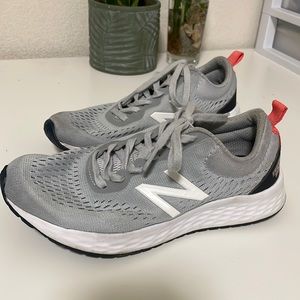 New Balance running/training shoes
